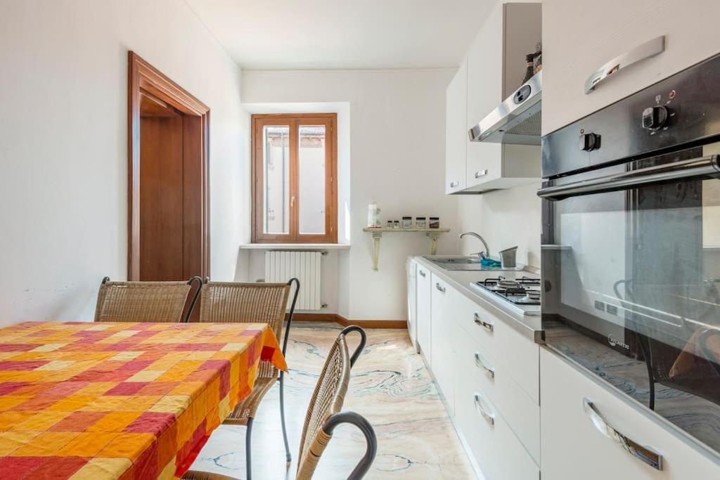 Apartment Under The Basilica Of Sant'Andrea Mantova Eksteriør bilde
